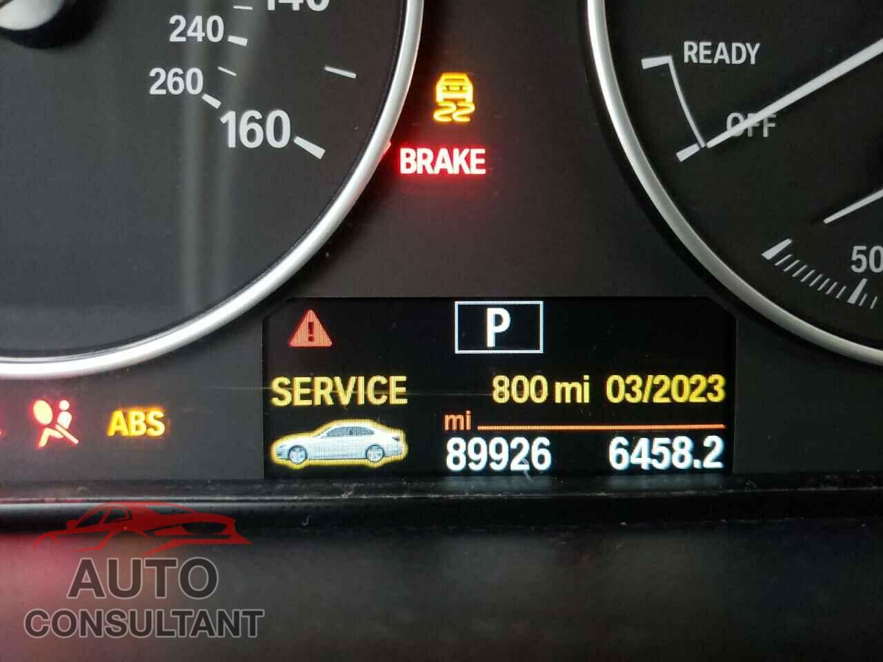 BMW 3 SERIES 2016 - WBA8E1G54GNU10340