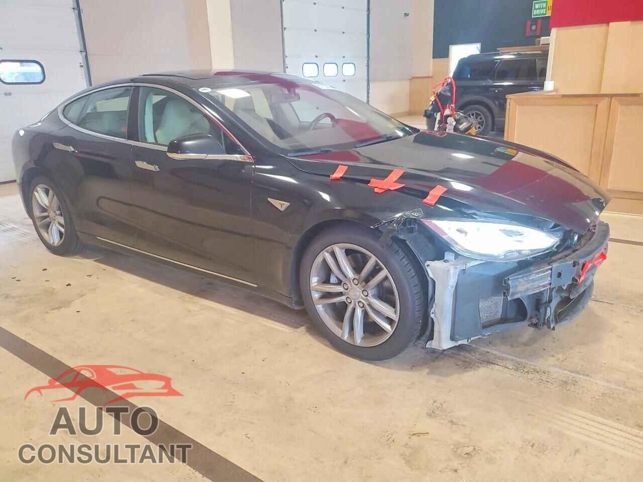 TESLA MODEL S 2013 - 5YJSA1CN0DFP22336