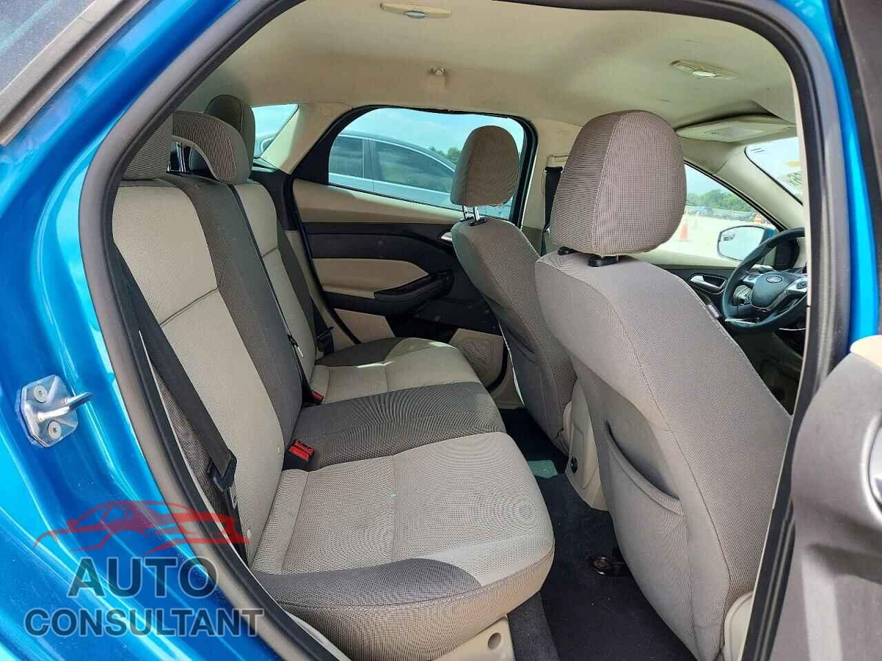 FORD FOCUS 2013 - 1FADP3K21DL107016