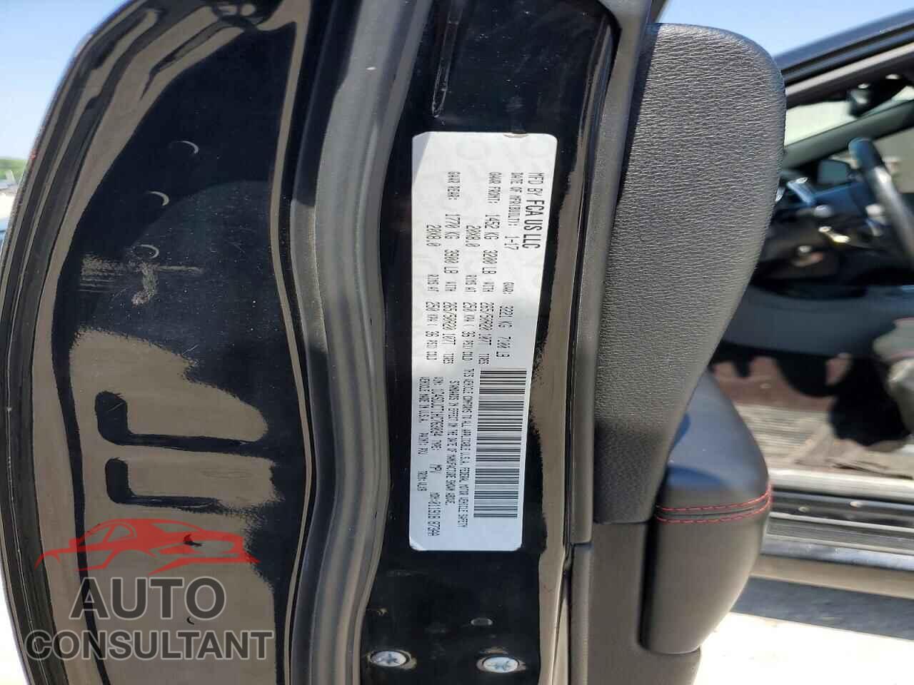 DODGE DURANGO 2017 - 1C4SDJCT1HC763034