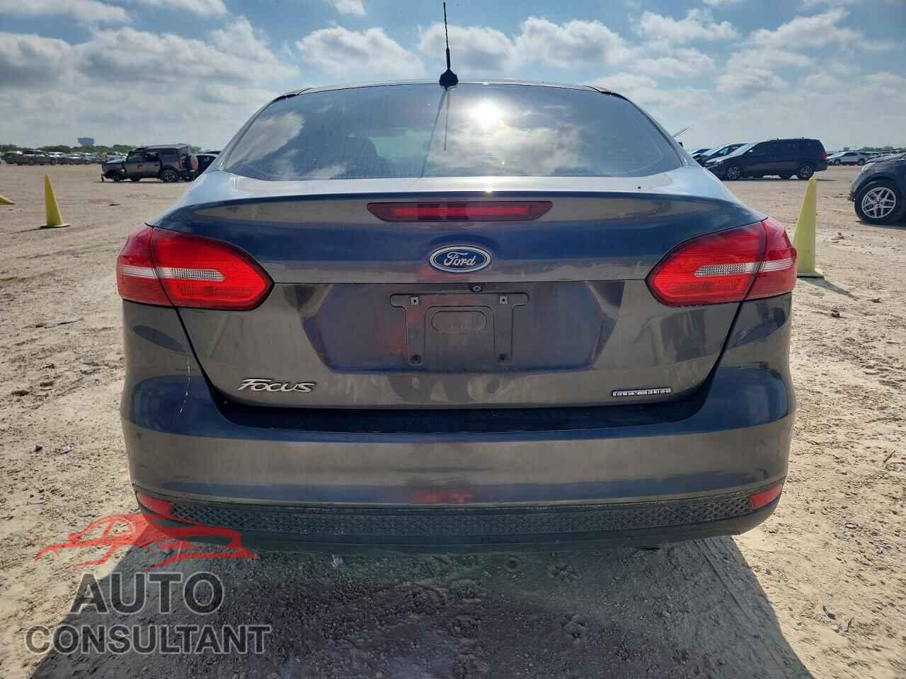 FORD FOCUS 2016 - 1FADP3E20GL229978