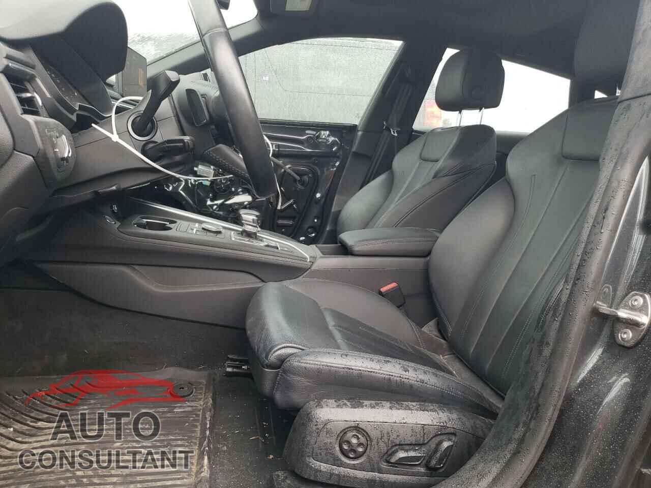 AUDI A5 2018 - WAUDNCF55JA014752