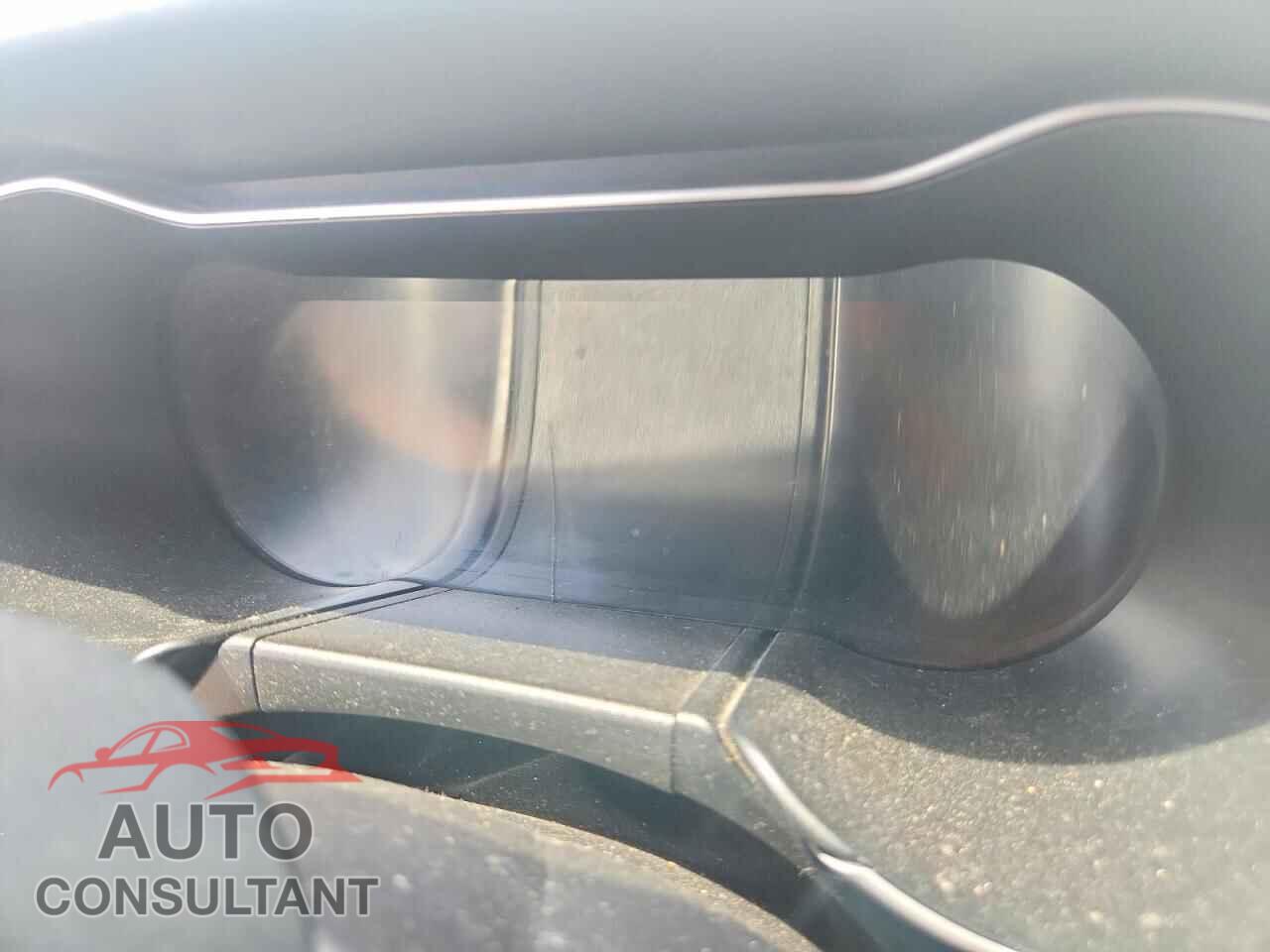 FORD MUSTANG 2018 - 1FATP8UH7J5125076