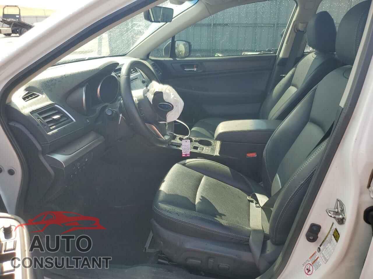SUBARU OUTBACK 2019 - 4S4BSENC1K3355002