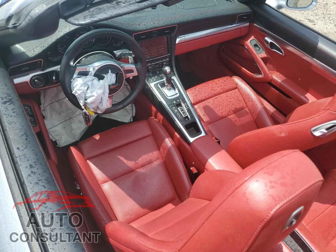 PORSCHE 911 2015 - WP0CD2A95FS178381