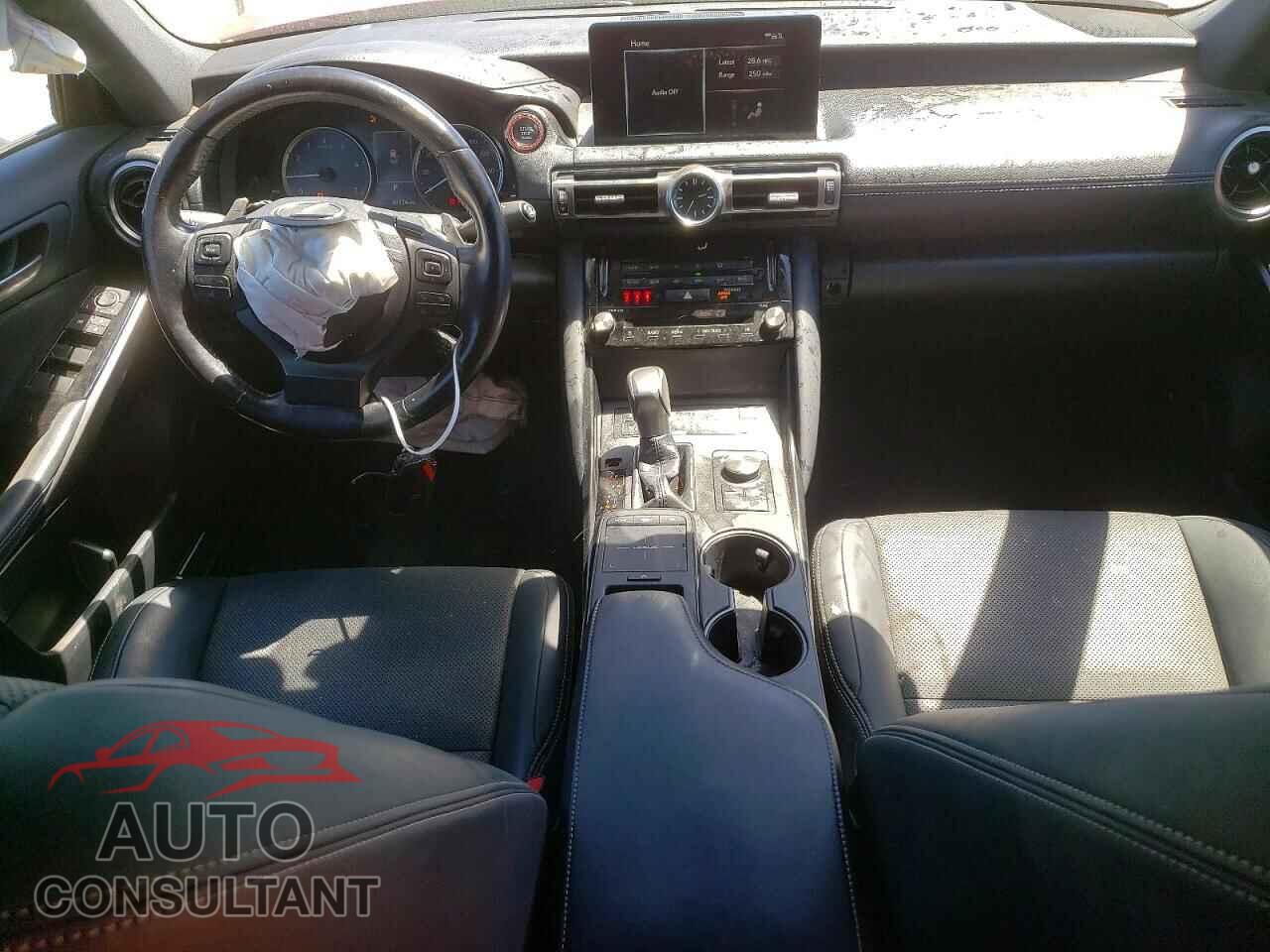 LEXUS IS 2021 - JTHCA1D20M5113921