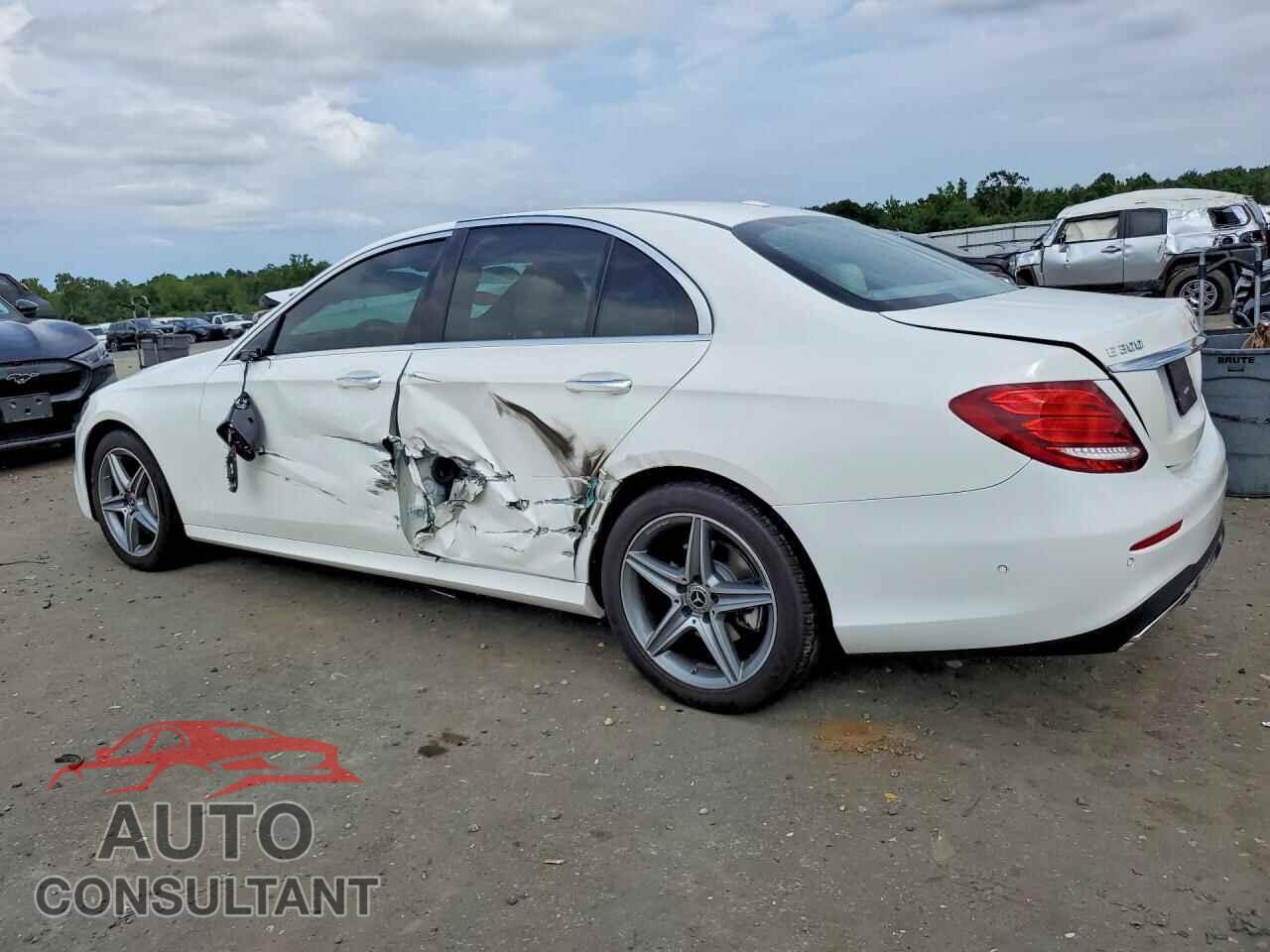 MERCEDES-BENZ E-CLASS 2017 - WDDZF4KB4HA023403