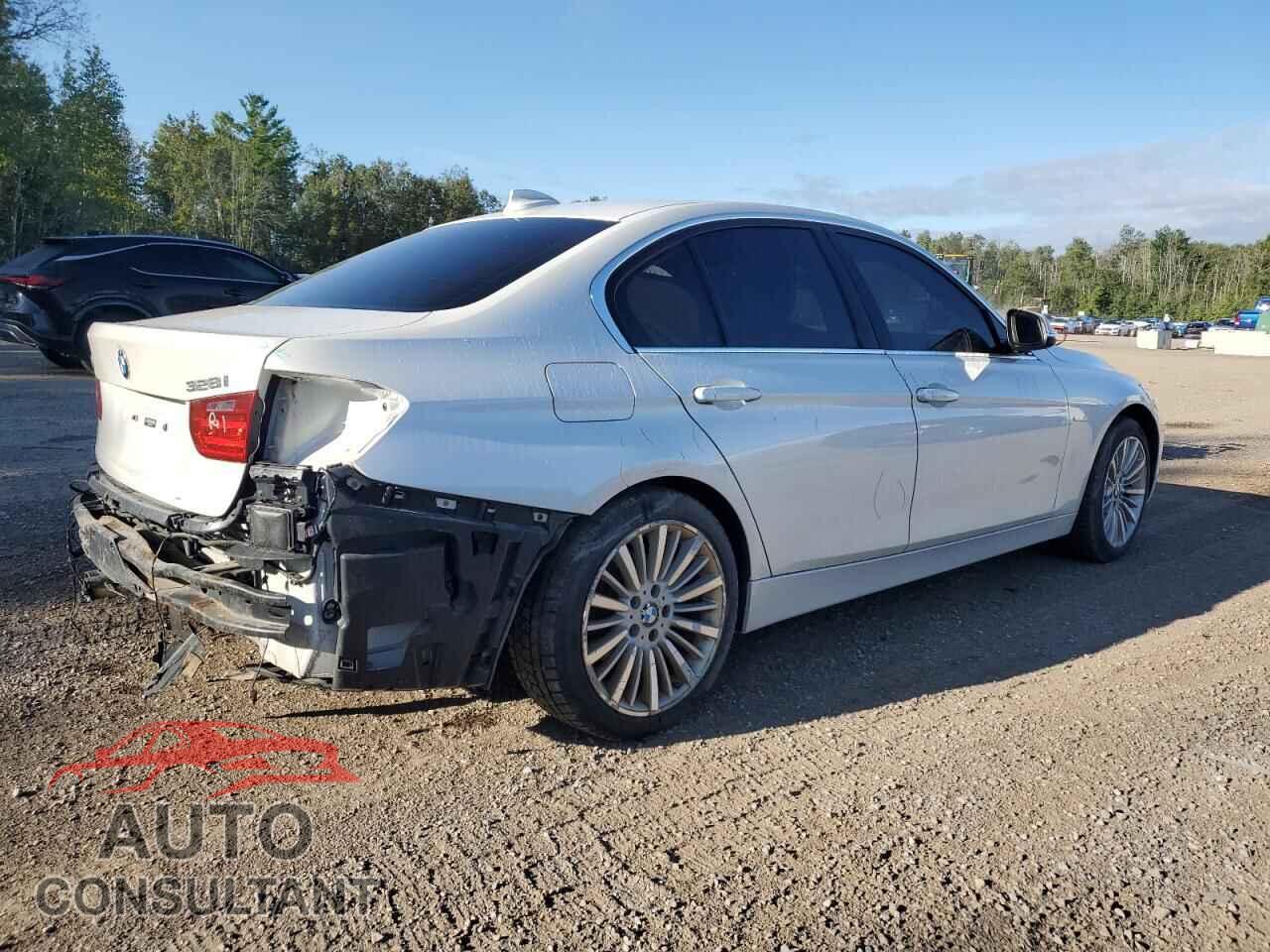 BMW 3 SERIES 2013 - WBA3B3C55DF145762