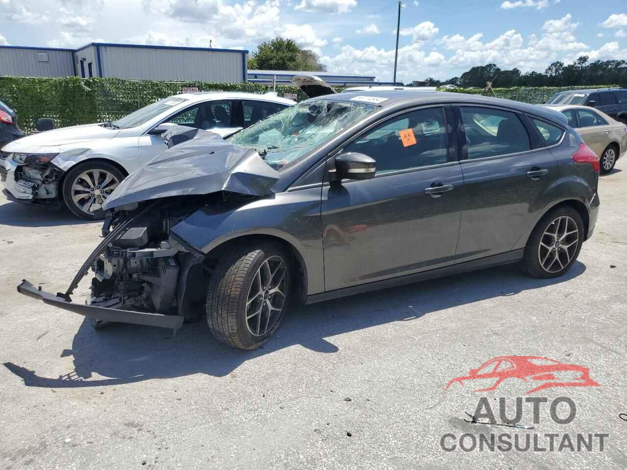 FORD FOCUS 2018 - 1FADP3M23JL219826