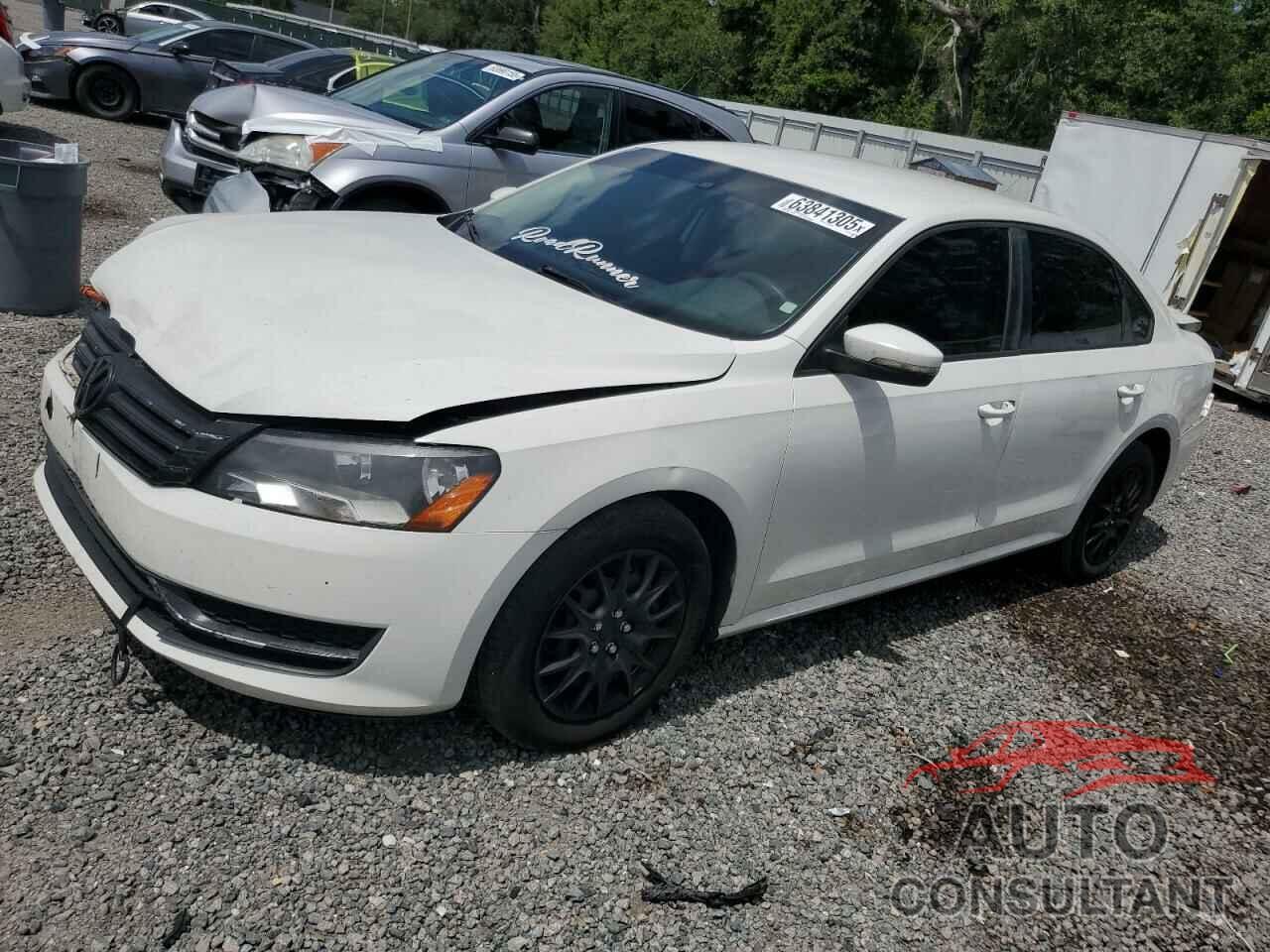 VOLKSWAGEN PASSAT 2013 - 1VWAP7A3XDC012739