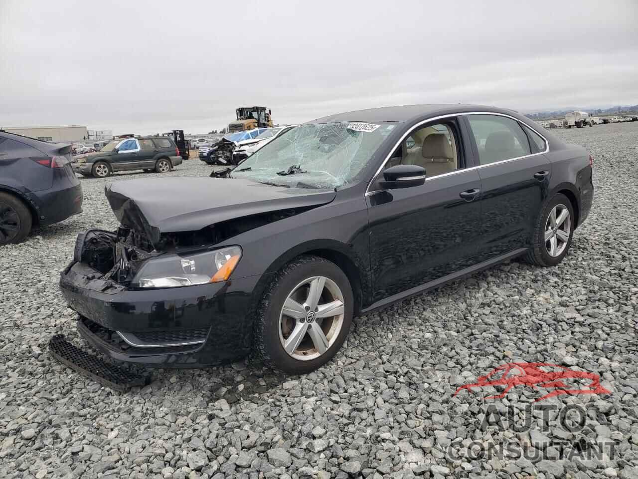 VOLKSWAGEN PASSAT 2012 - 1VWBP7A38CC106489
