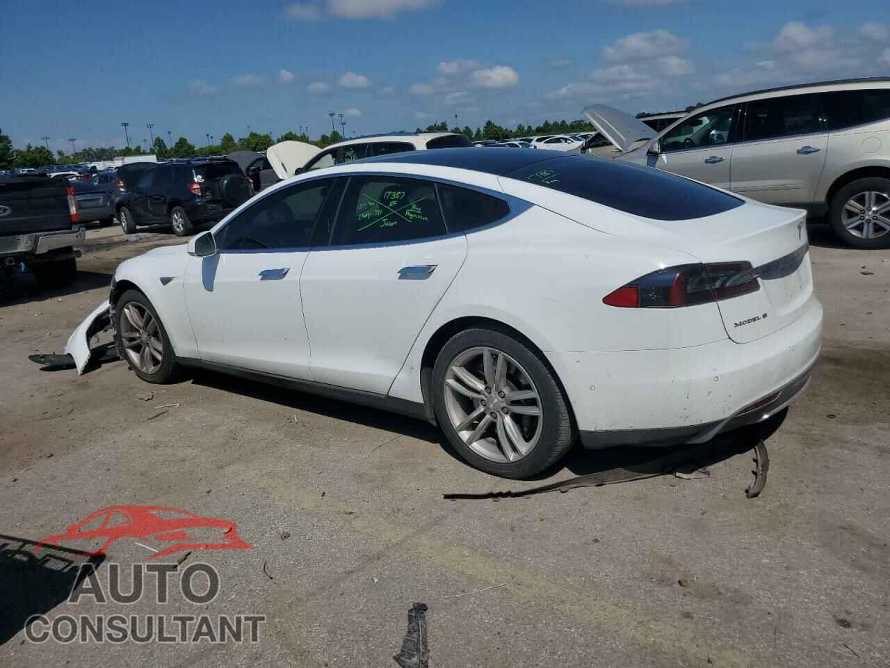 TESLA MODEL S 2015 - 5YJSA1S12FFP65836