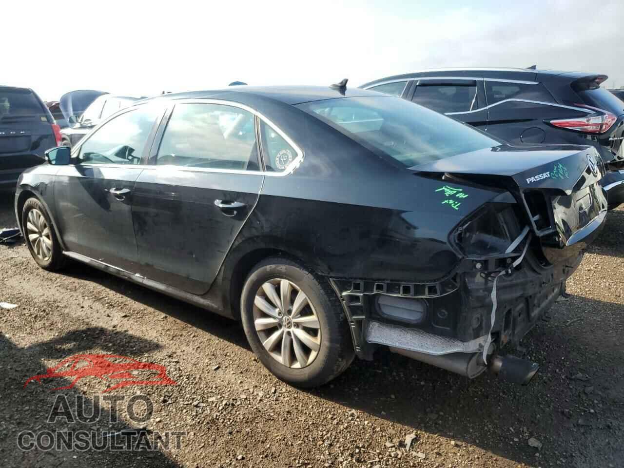 VOLKSWAGEN PASSAT 2013 - 1VWBP7A34DC015060