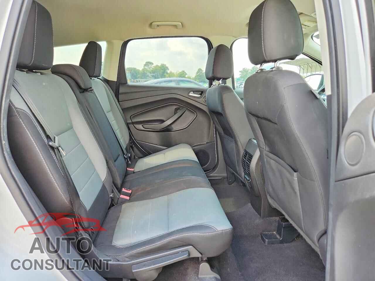 FORD ESCAPE 2016 - 1FMCU9GX8GUB50414