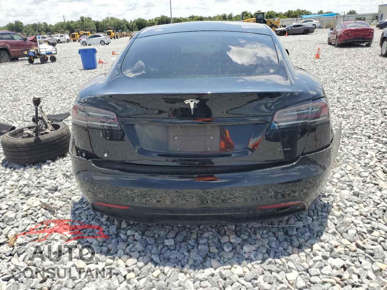 TESLA MODEL S 2022 - 5YJSA1E55NF476866