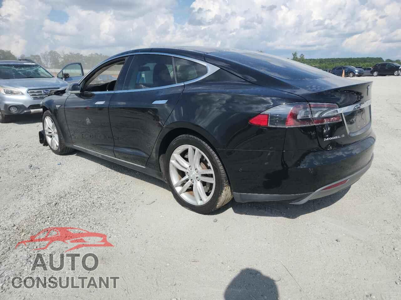 TESLA MODEL S 2015 - 5YJSA1S1XFF080337