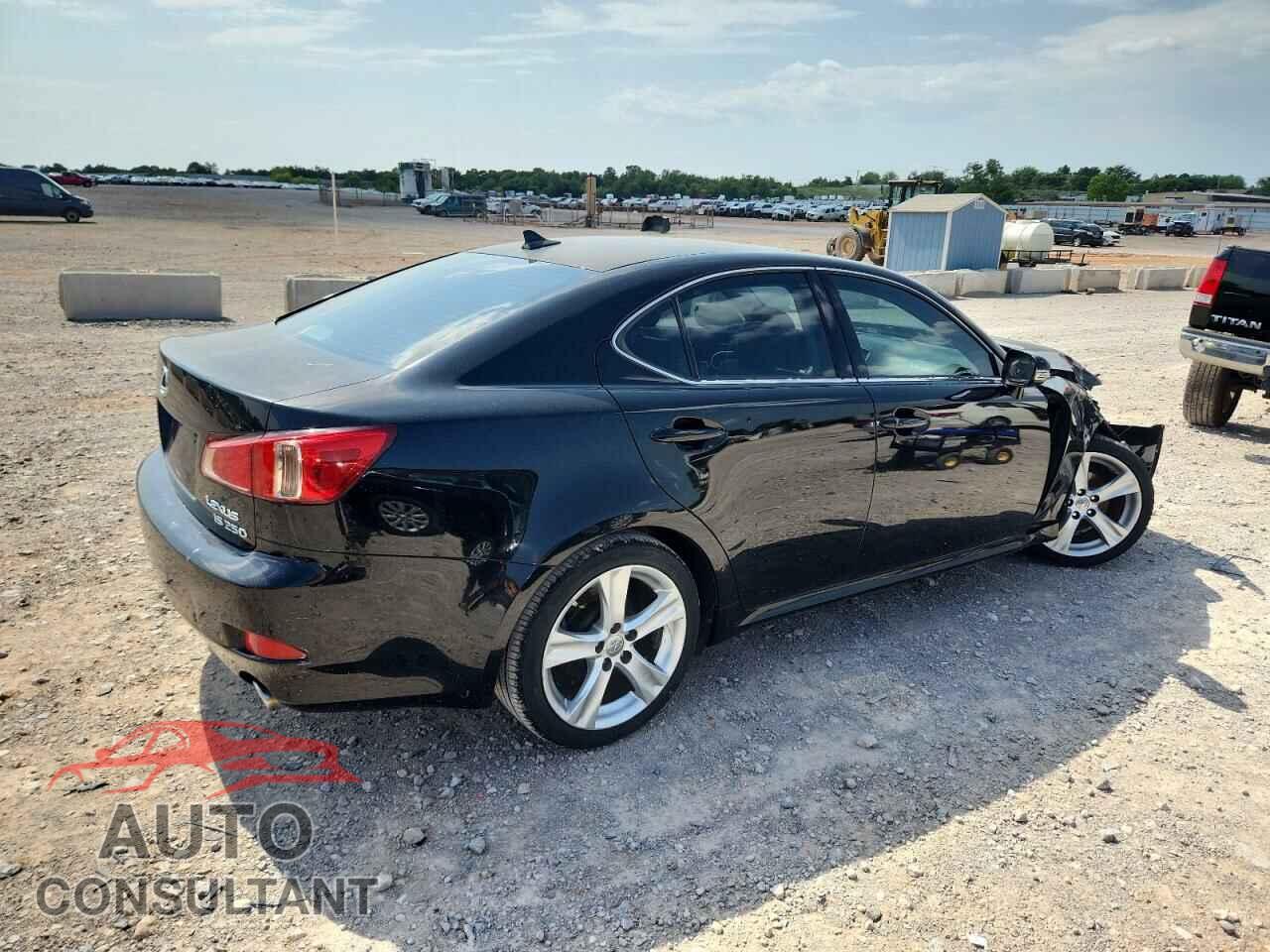 LEXUS IS 2011 - JTHBF5C26B2101521