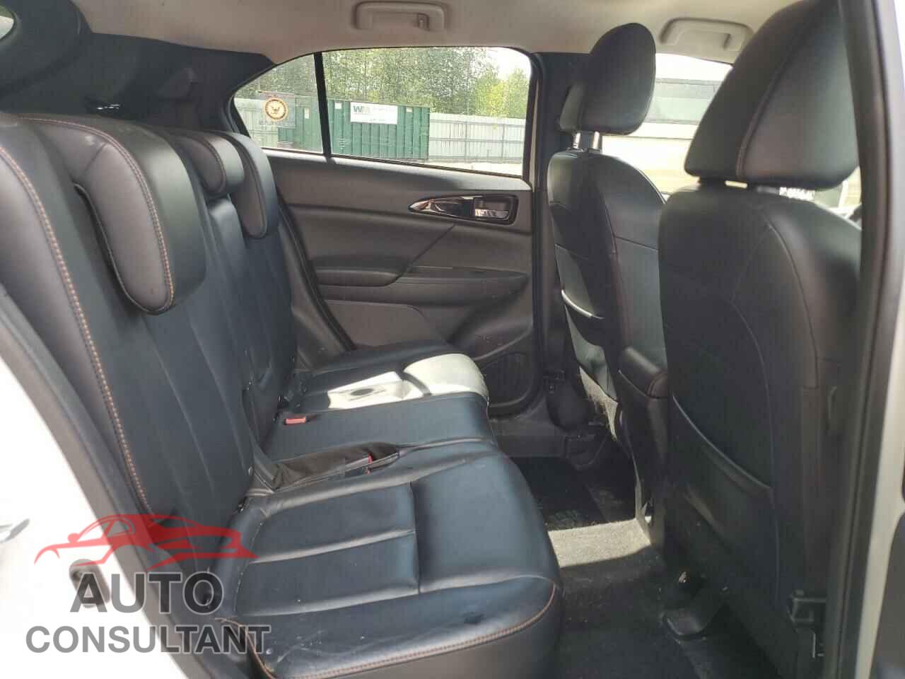 MITSUBISHI ECLIPSE 2018 - JA4AT5AA1JZ048291