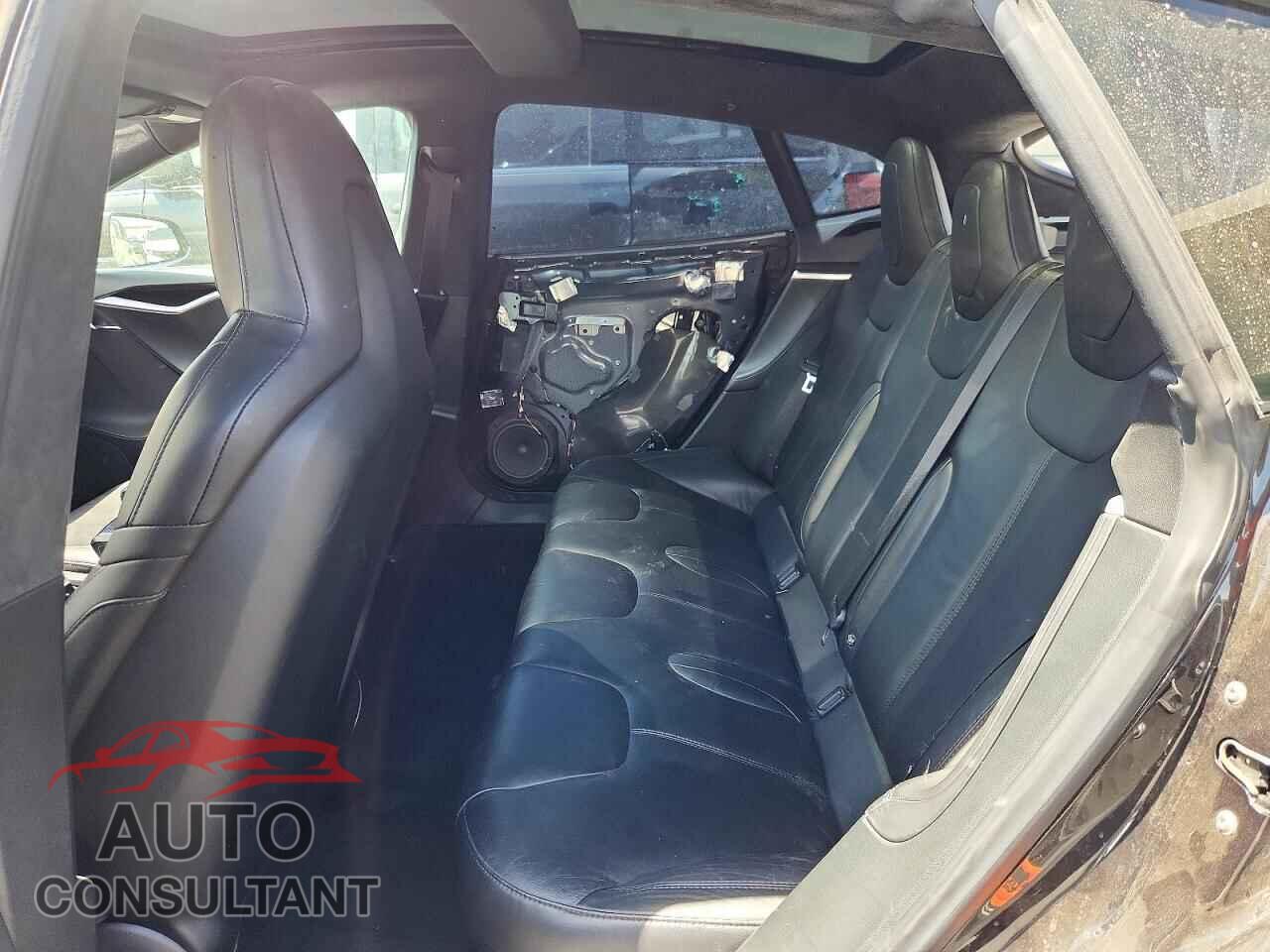 TESLA MODEL S 2016 - 5YJSA1E23GF142148