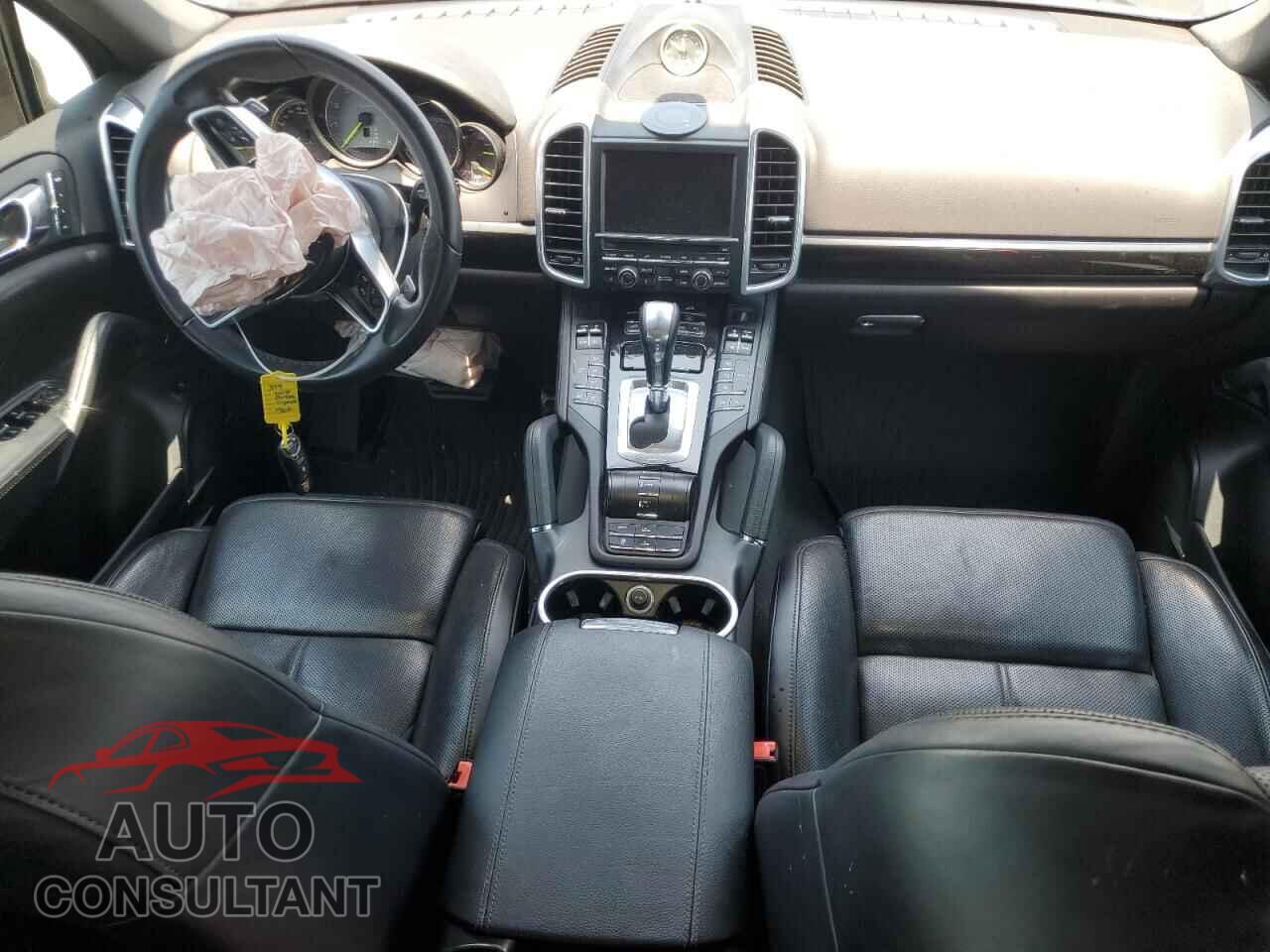 PORSCHE CAYENNE 2016 - WP1AE2A24GLA64339