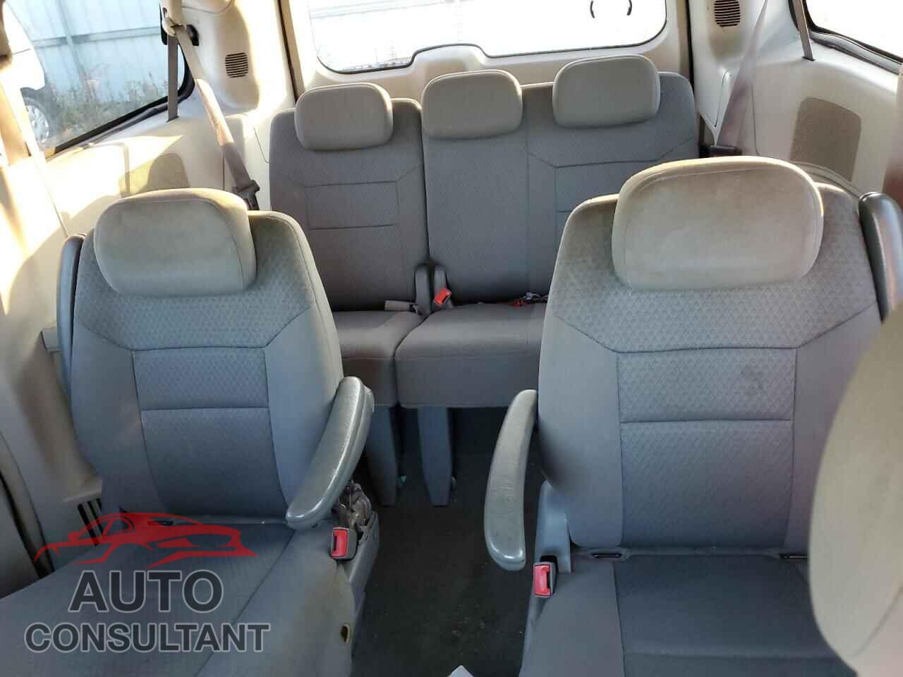 DODGE CARAVAN 2010 - 2D4RN5D17AR229617