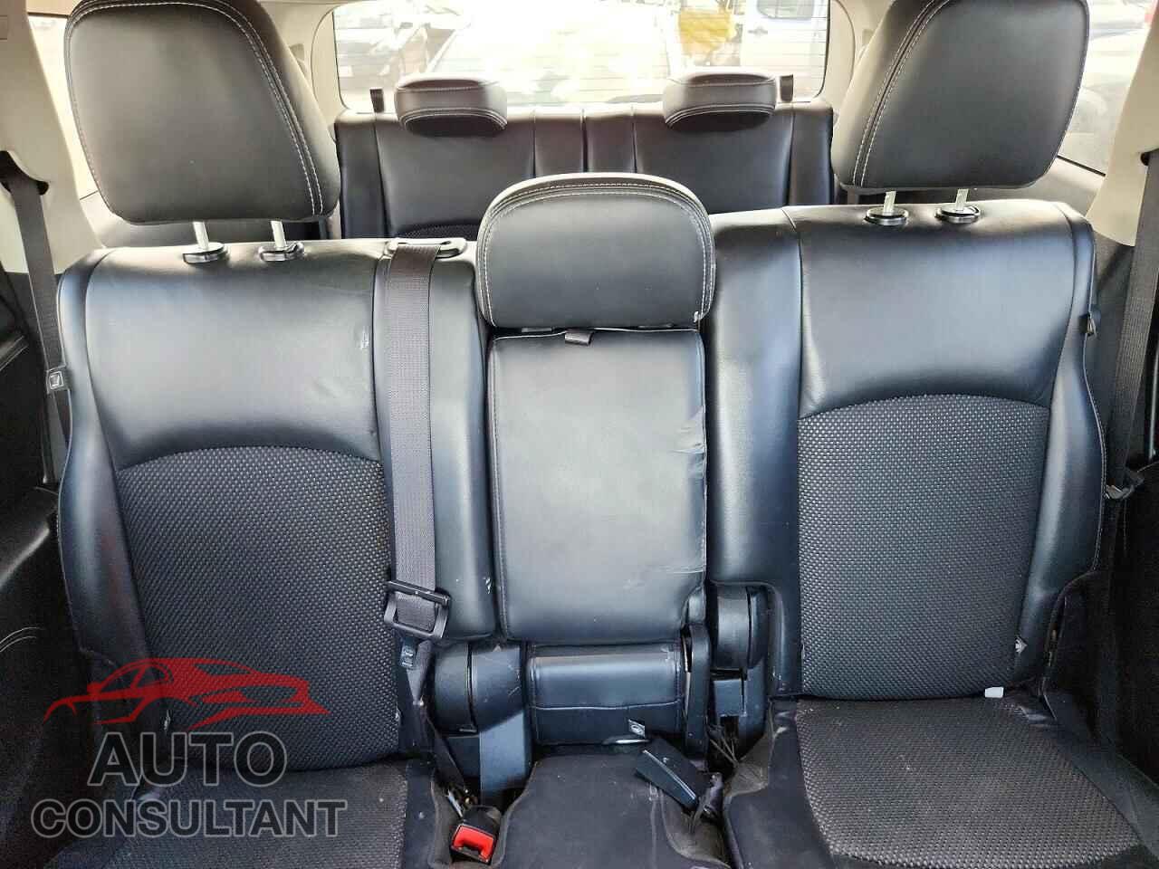 DODGE JOURNEY 2017 - 3C4PDCGG4HT677512