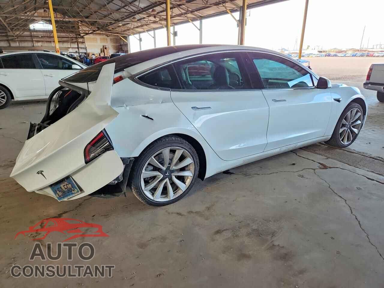 TESLA MODEL 3 2018 - 5YJ3E1EA0JF011220