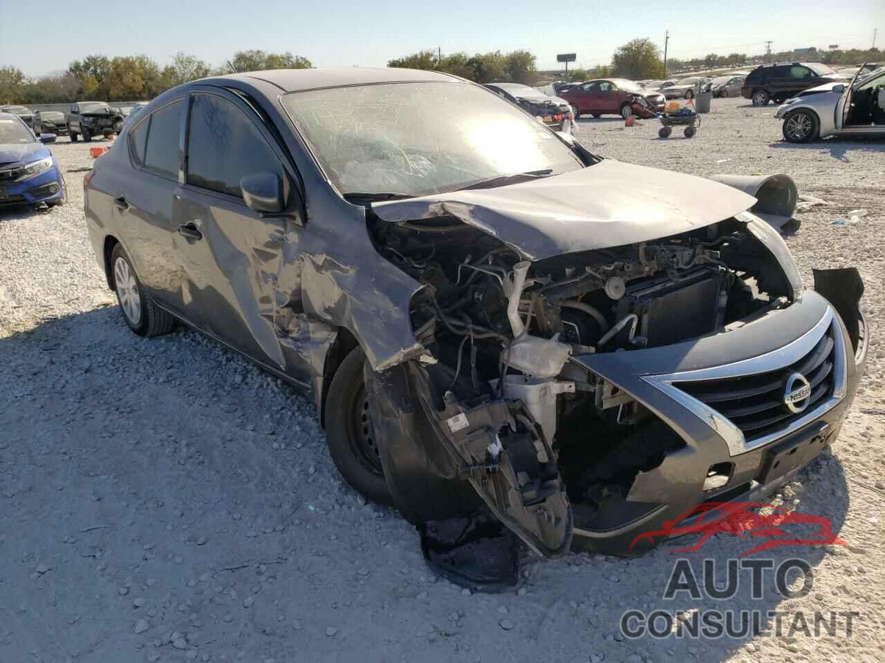 NISSAN VERSA 2017 - 3N1CN7AP5HL821955