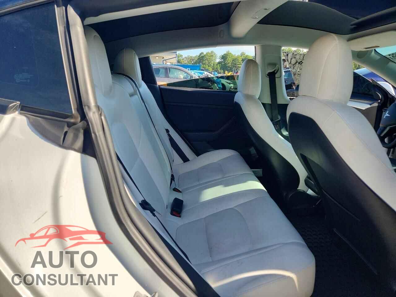 TESLA MODEL 3 2021 - 5YJ3E1EA5MF978104