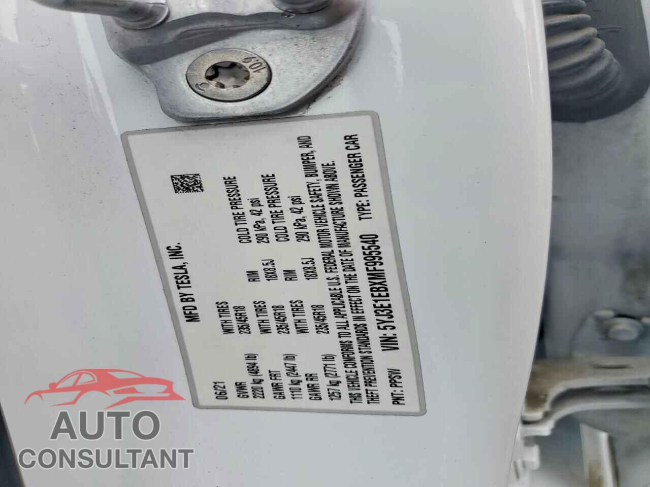 TESLA MODEL 3 2021 - 5YJ3E1EBXMF995540