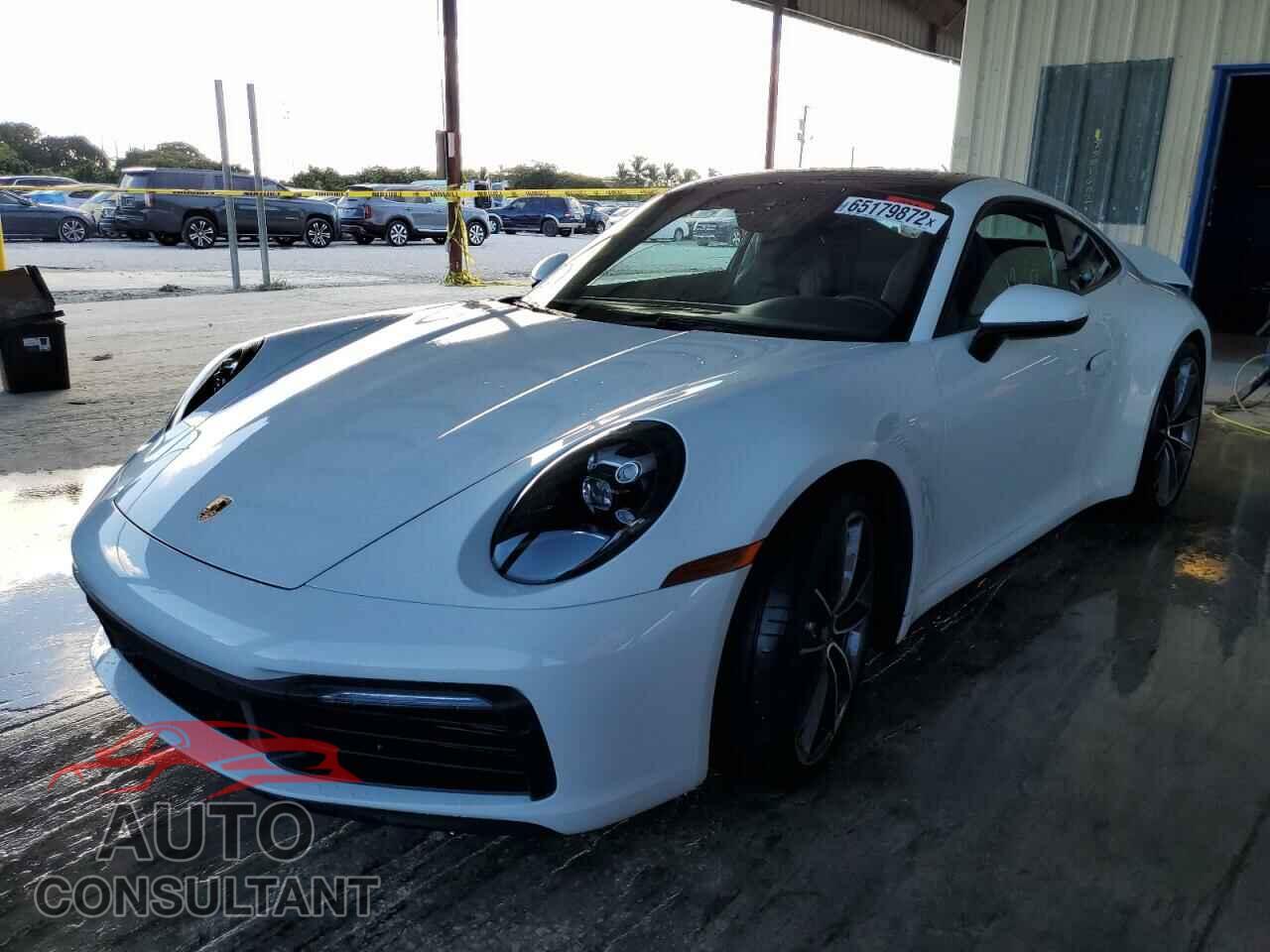 PORSCHE 911 2022 - WP0AA2A98NS205331