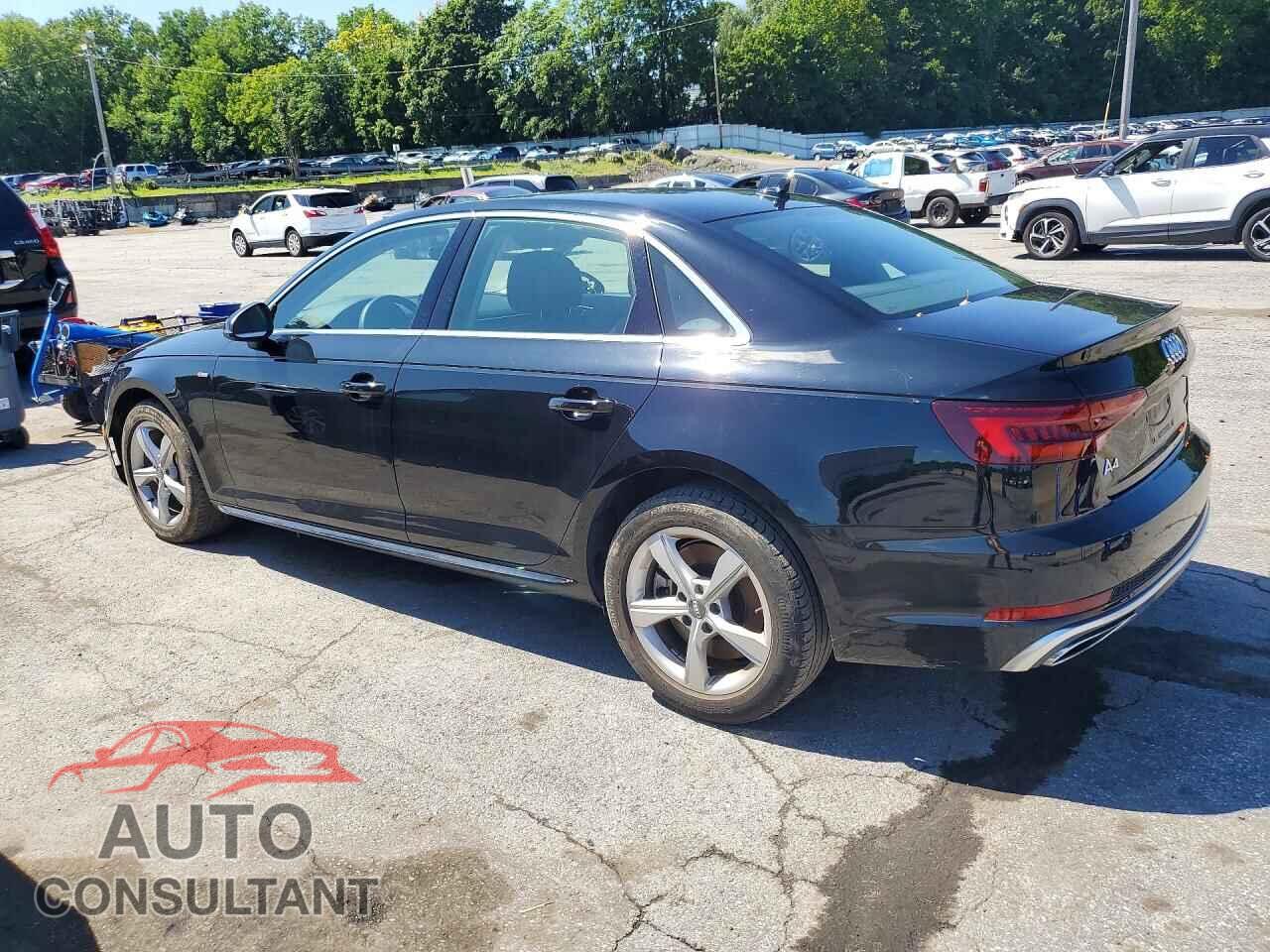 AUDI A4 2019 - WAUDNAF43KA042000