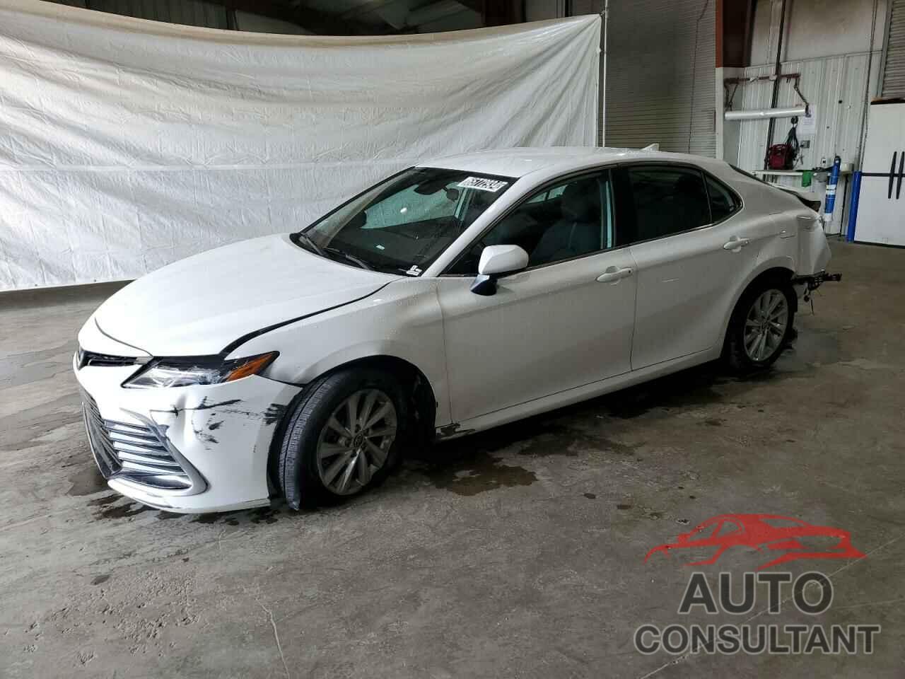 TOYOTA CAMRY 2021 - 4T1C11AK0MU589822