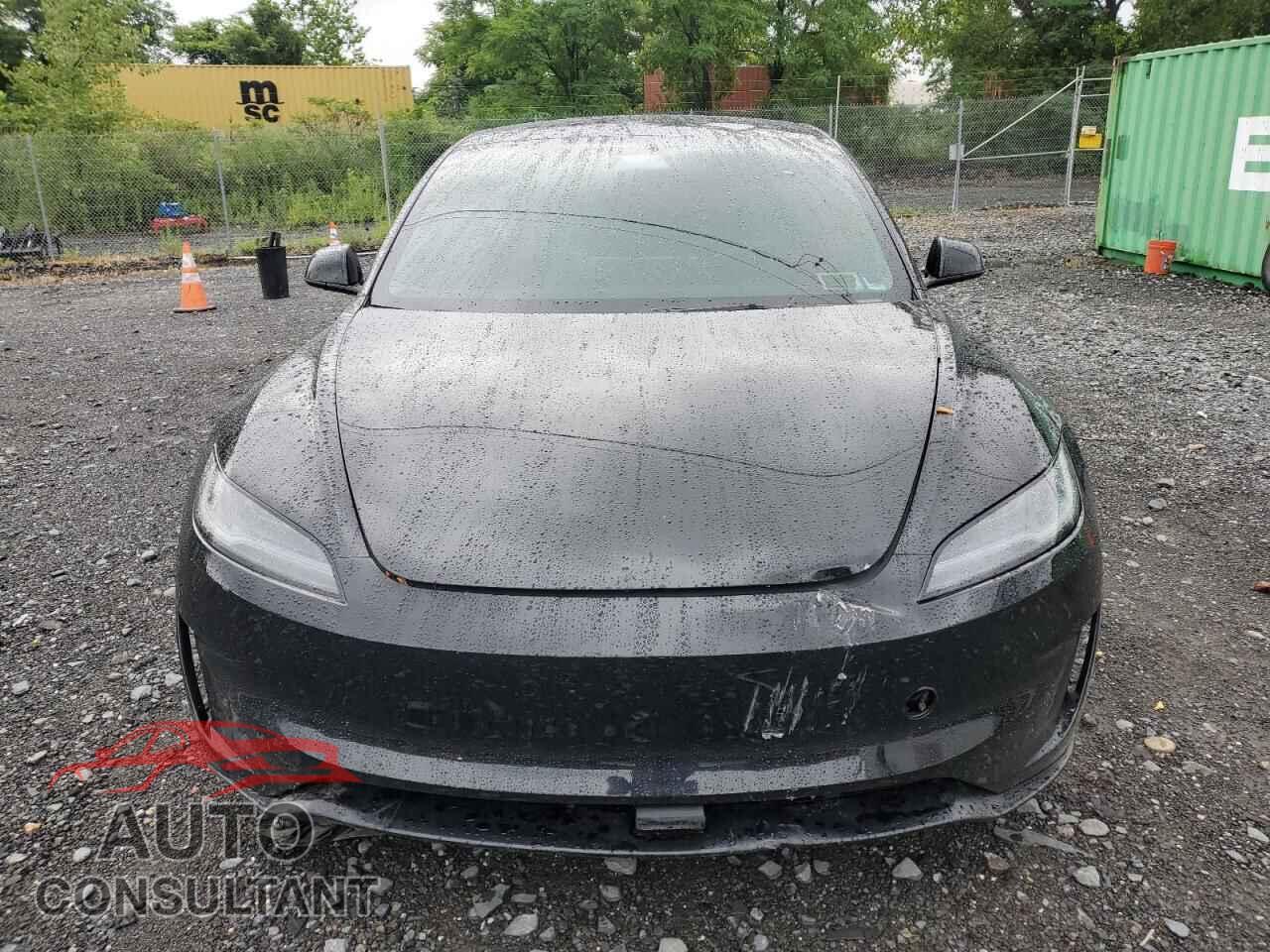 TESLA MODEL 3 2024 - 5YJ3E1ET9RF826030