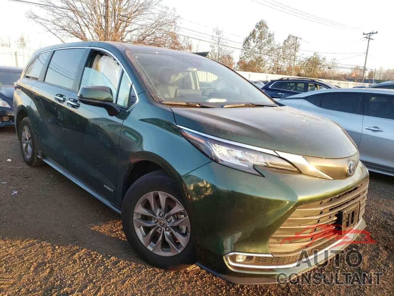 TOYOTA SIENNA 2021 - 5TDYRKEC5MS001994