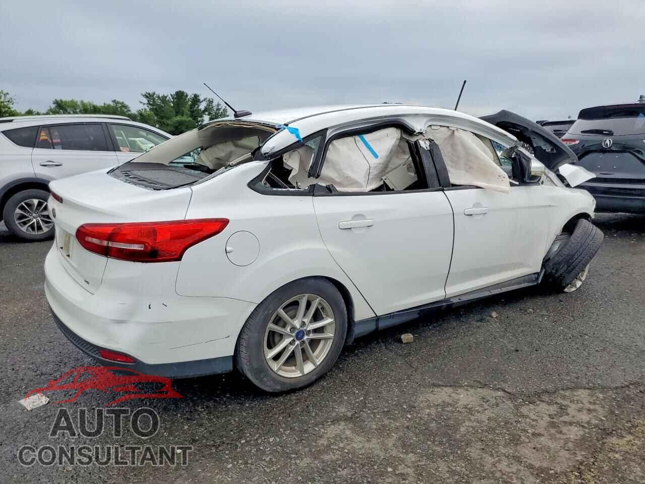 FORD FOCUS 2016 - 1FADP3F28GL342639