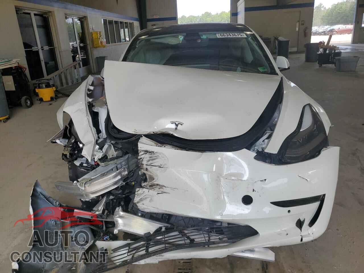 TESLA MODEL 3 2021 - 5YJ3E1EA8MF045555