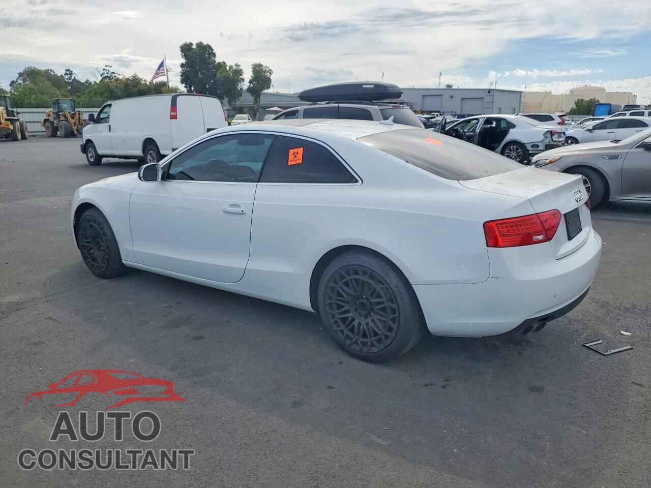 AUDI A5 2013 - WAUCFAFR4DA066135