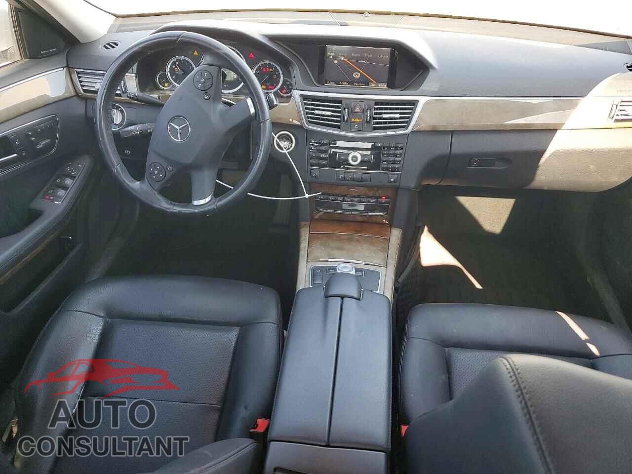 MERCEDES-BENZ E-CLASS 2010 - WDDHF8HB0AA256615