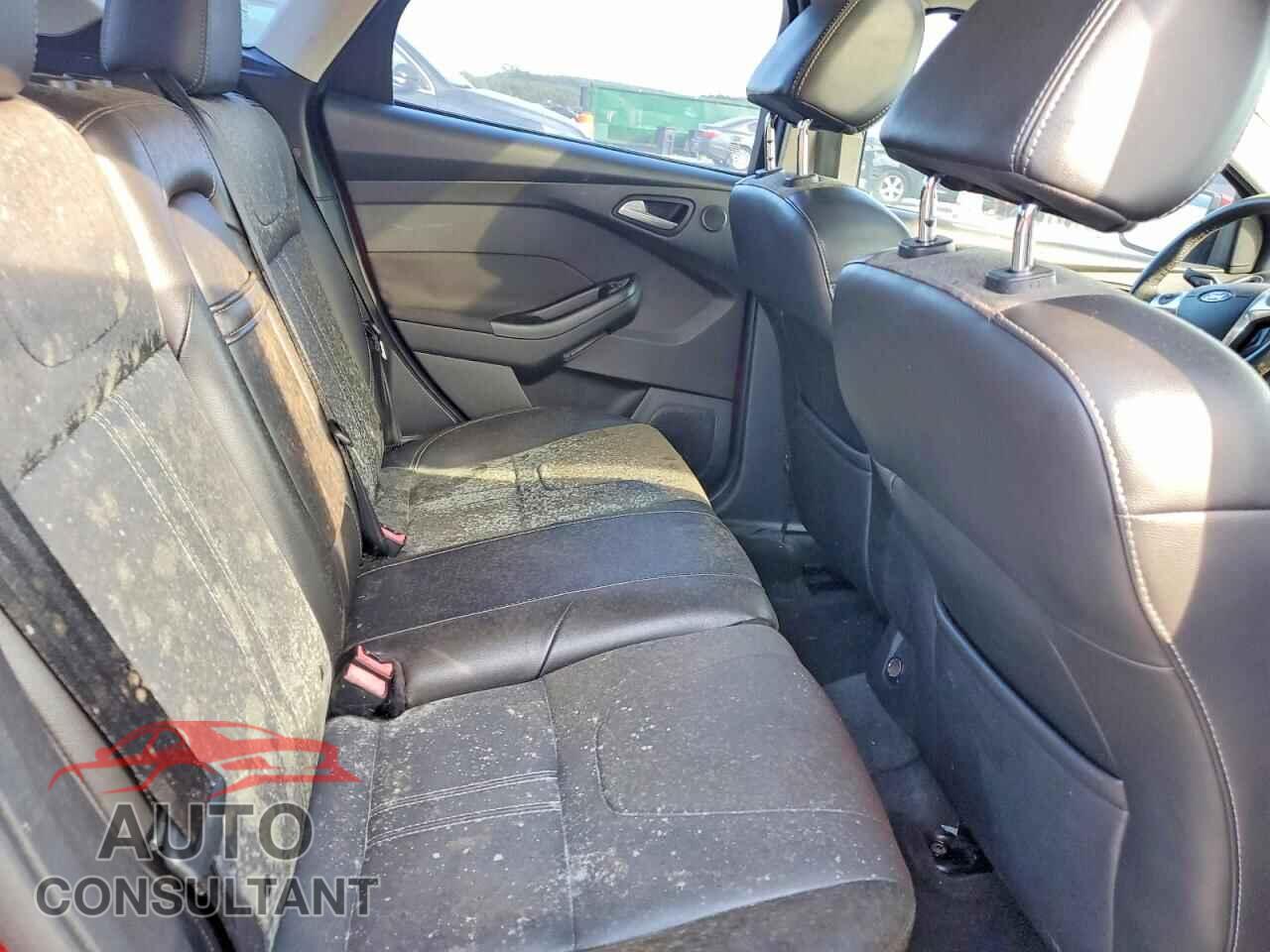 FORD FOCUS 2013 - 1FADP3N20DL181586