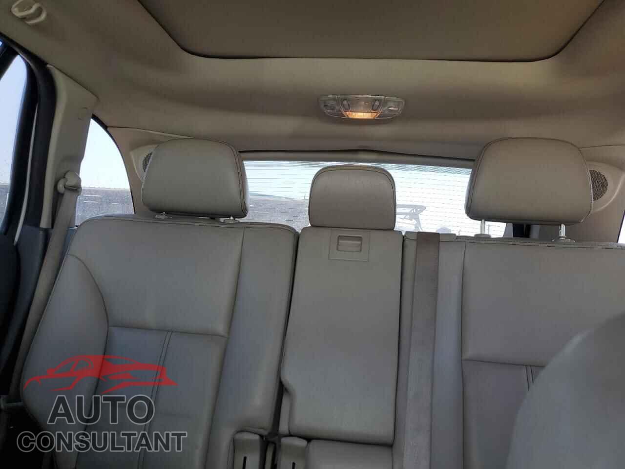 FORD EDGE 2011 - 2FMDK4KC1BBB38802