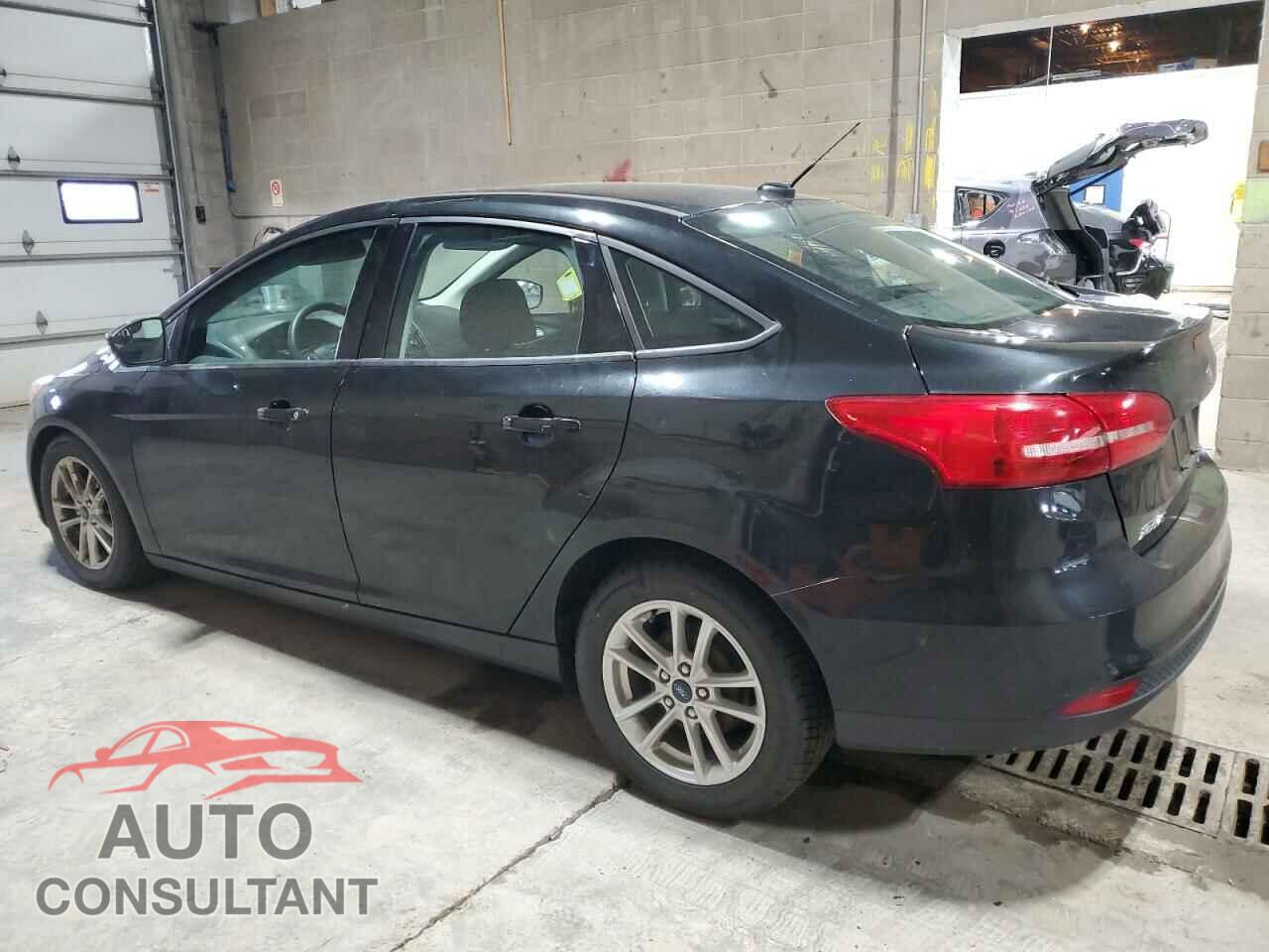FORD FOCUS 2015 - 1FADP3F26FL205455