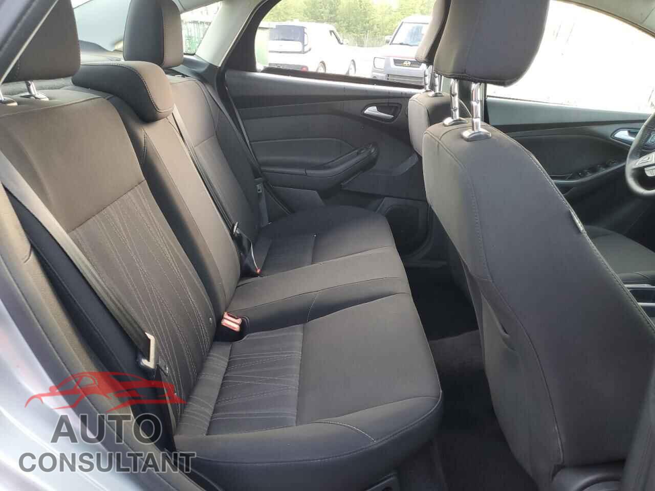 FORD FOCUS 2017 - 1FADP3H24HL295222