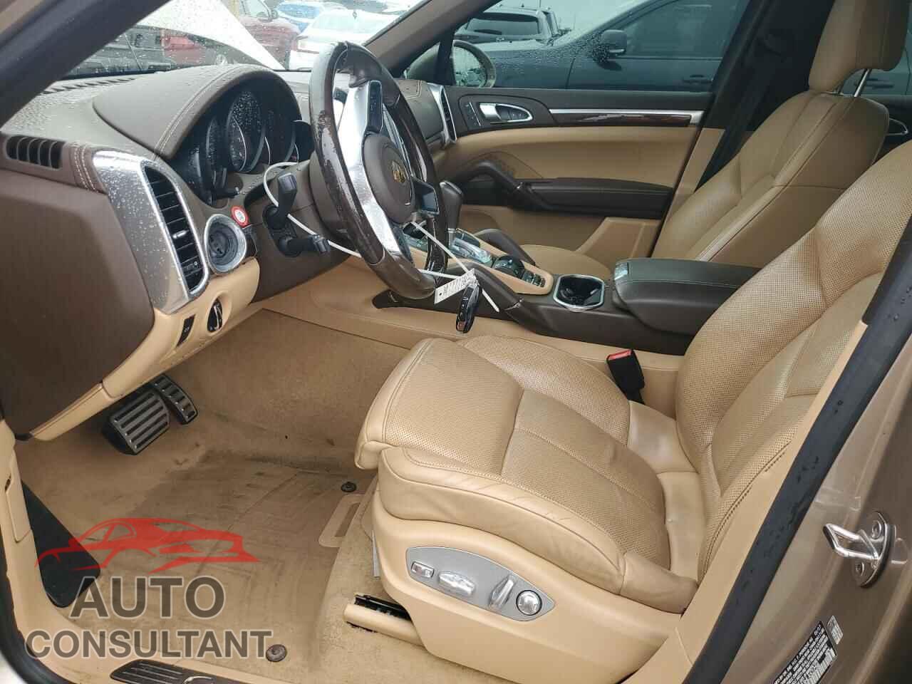 PORSCHE CAYENNE 2017 - WP1AB2A23HLA52256
