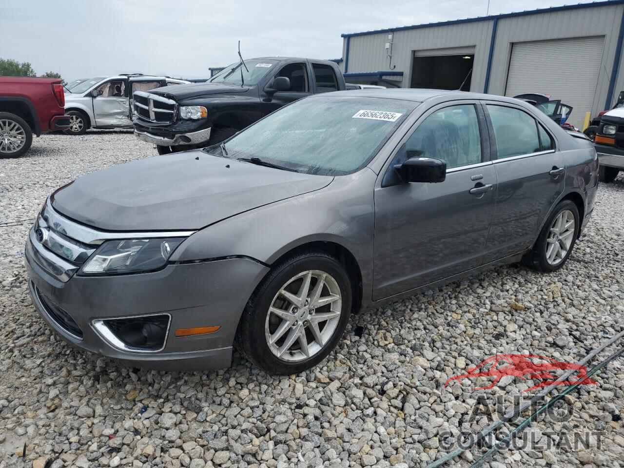 FORD FUSION 2010 - 3FAHP0JG8AR275844