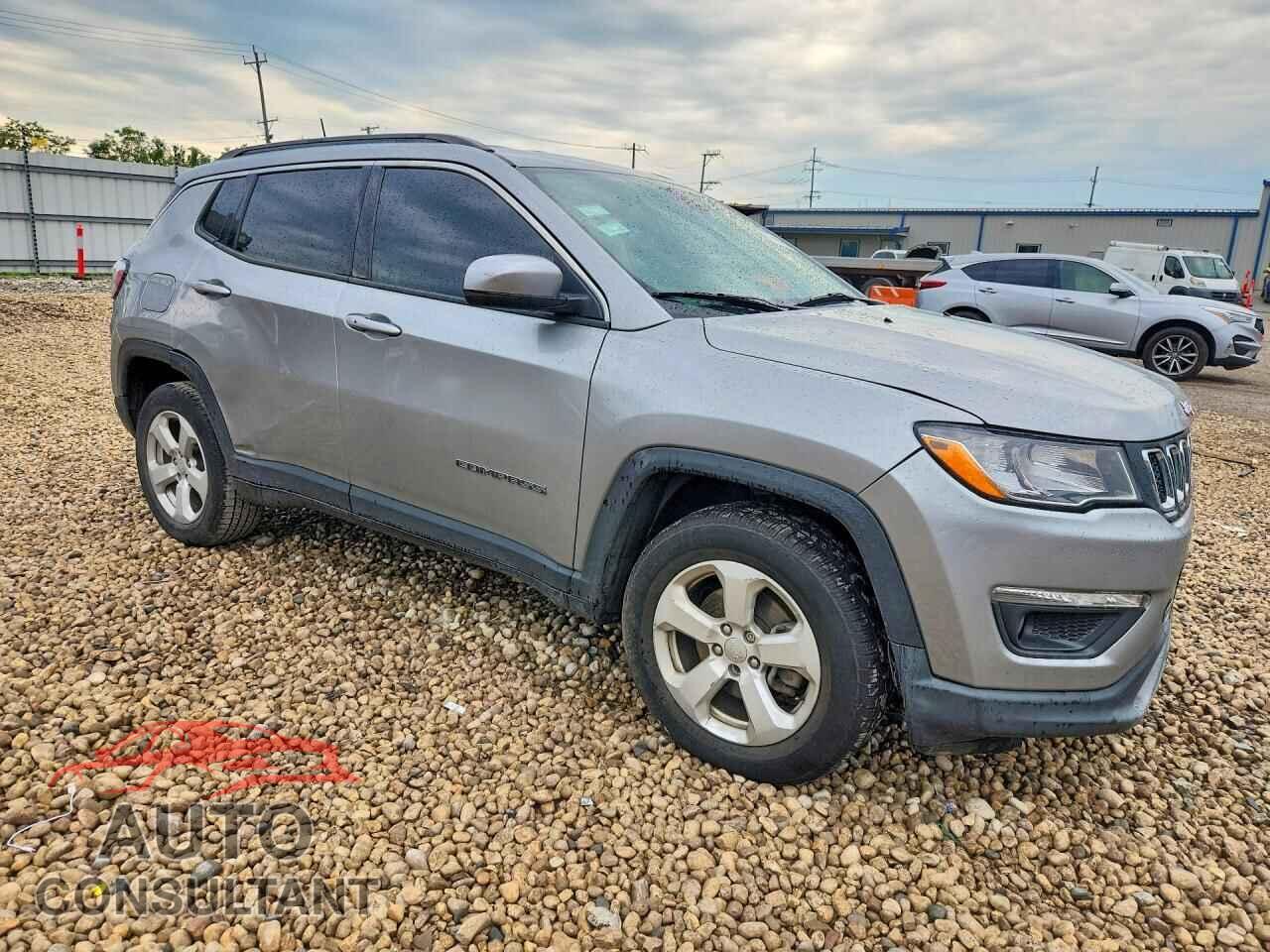 JEEP COMPASS 2019 - 3C4NJDBB6KT714407