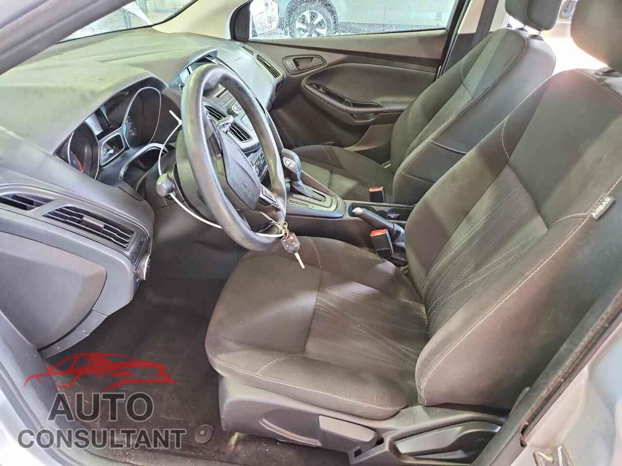 FORD FOCUS 2016 - 1FADP3E27GL210327