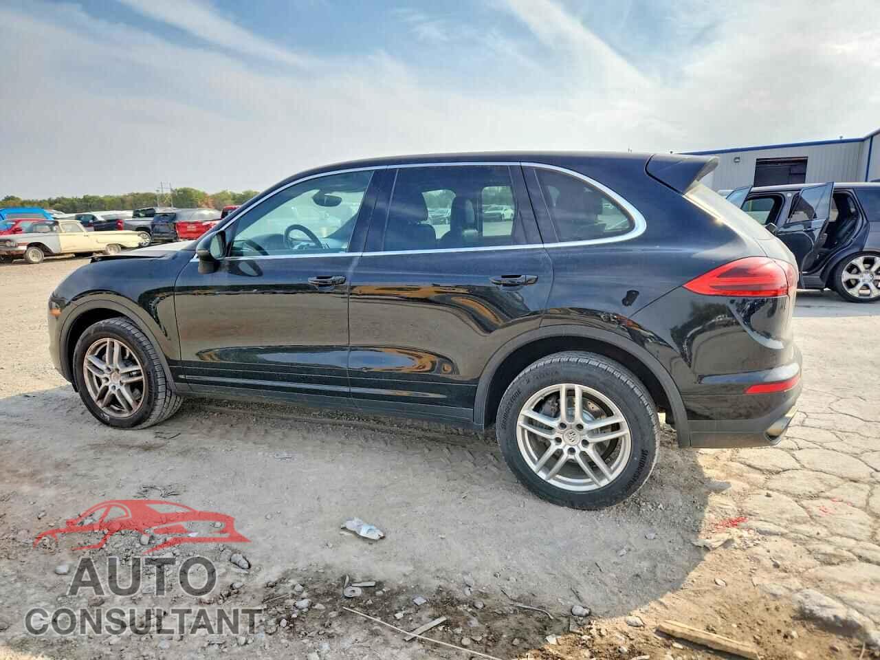 PORSCHE CAYENNE 2016 - WP1AA2A28GKA10737