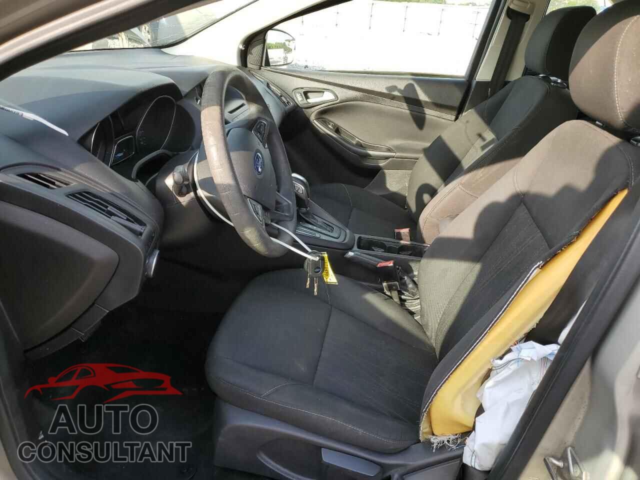 FORD FOCUS 2016 - 1FADP3K2XGL403365