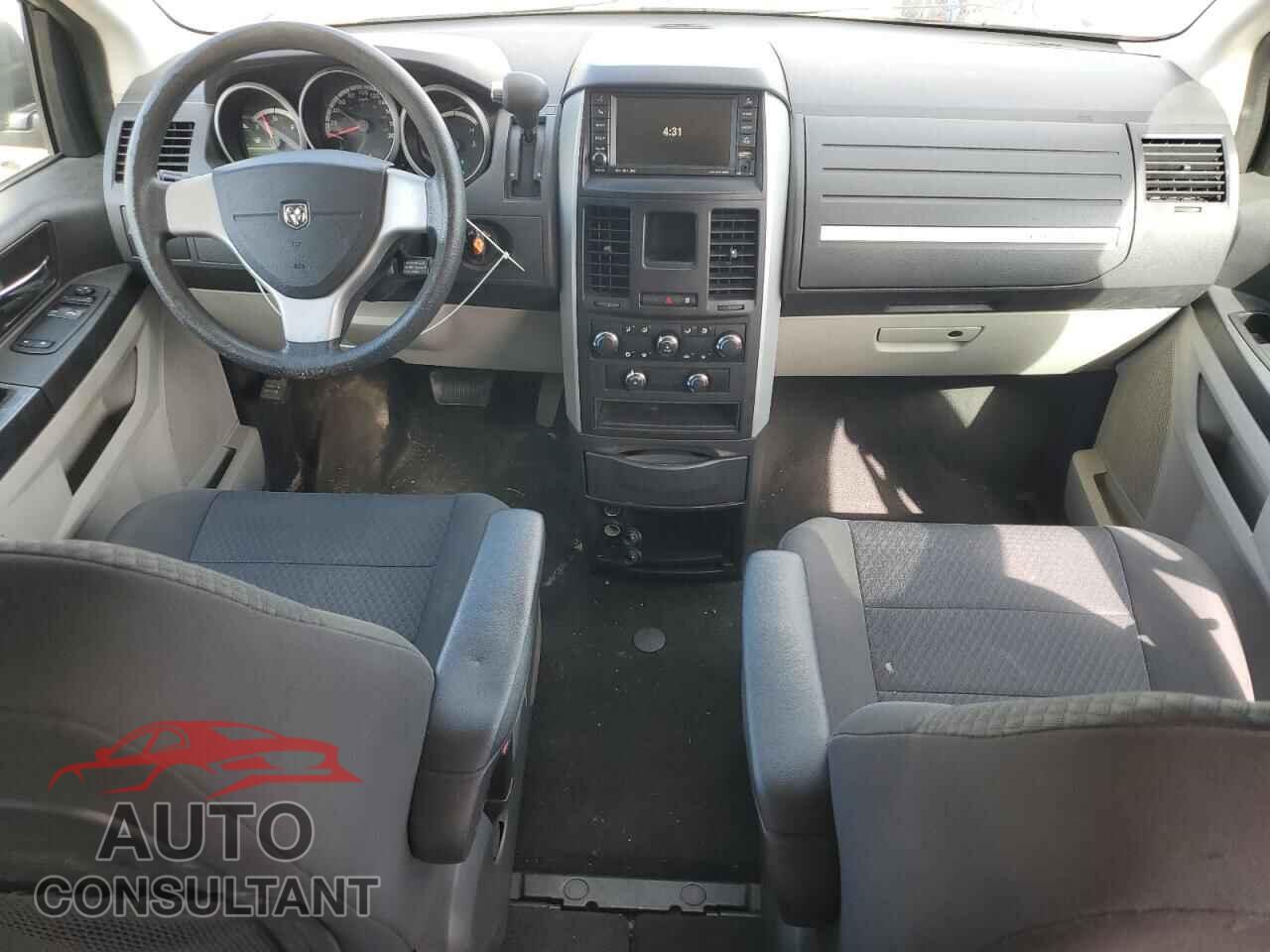 DODGE CARAVAN 2010 - 2D4RN4DE5AR276061